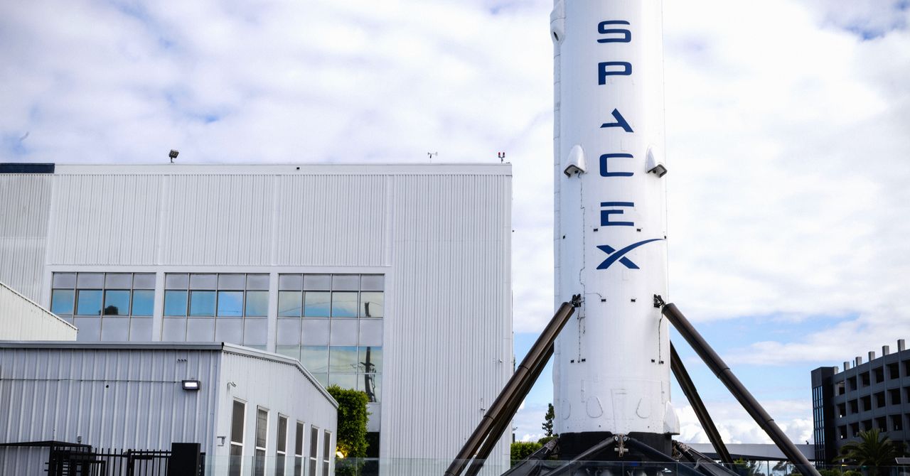 Activists Are Taking On Elon Musk’s SpaceX IPO