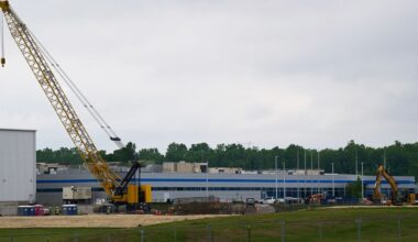 Anthropic Gets in Bed With SpaceX as the AI Race Turns Weird