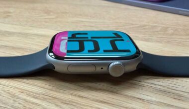 Apple Watch Series 11 review: Buttons