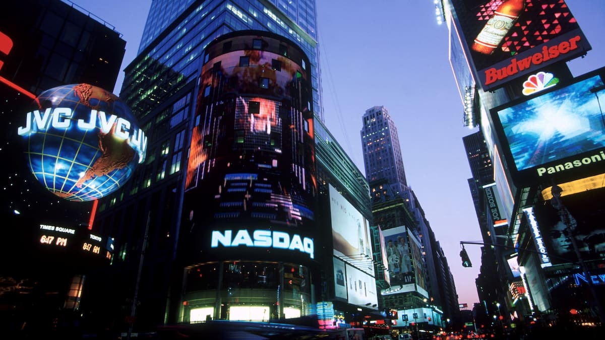 Investing goes from pagers to AI