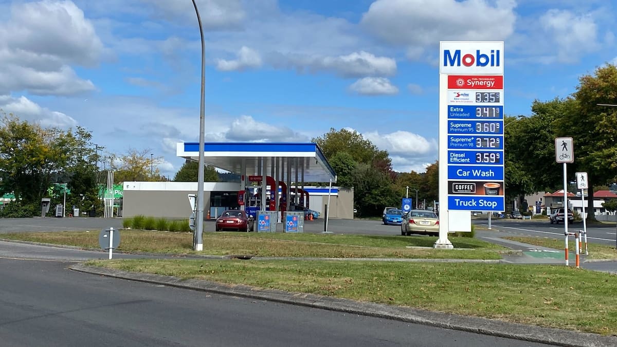 Rotorua: Mobil Reid and Mills petrol station to become unmanned