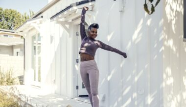 Barre is one of the best types of exercise you can do to promote healthy aging, says an expert instructor—start with these three moves