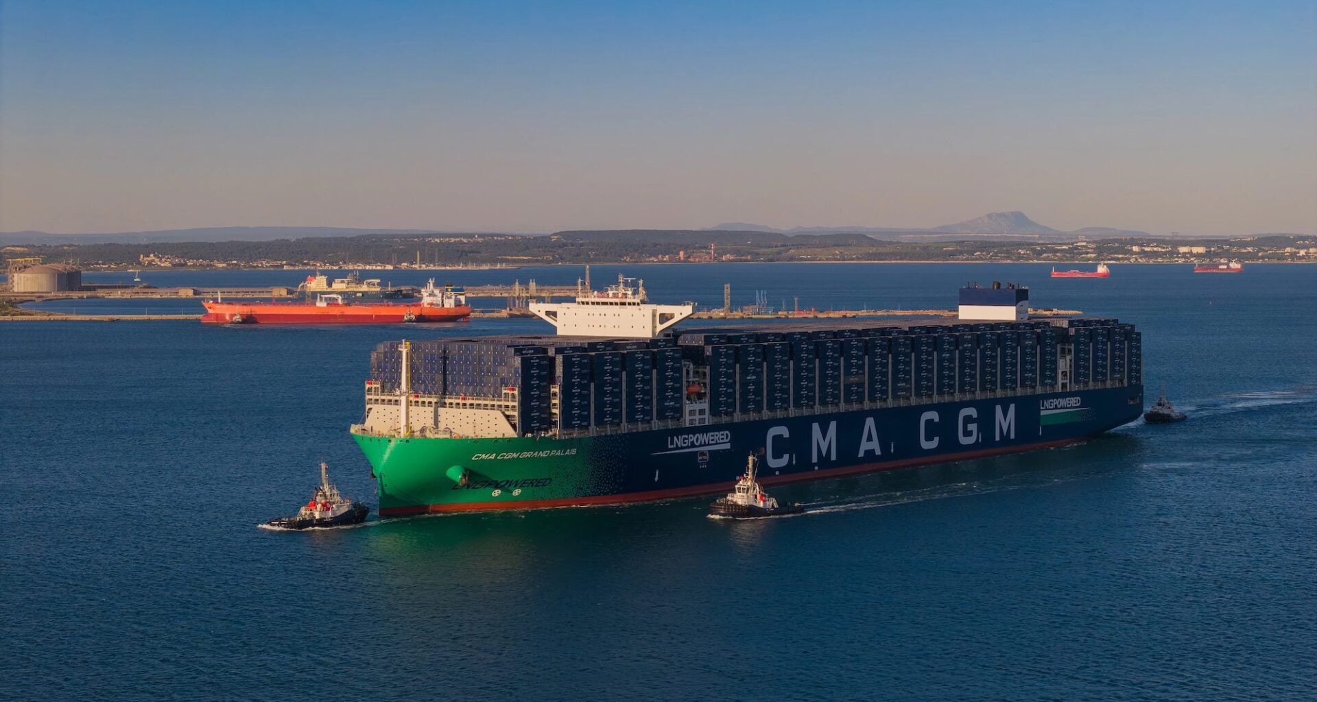CMA CGM Grand Palais arrival in port