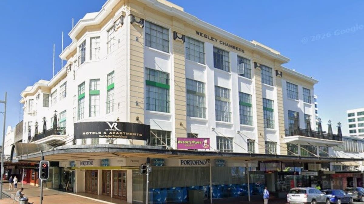 Boatie Aaron Ritchie sets off on anti-Semitic rant before attempting to burn down a hotel room