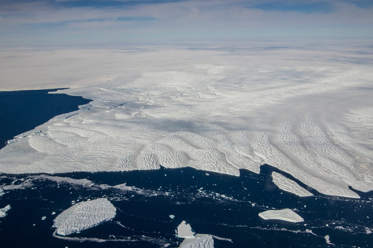 A giOverhead view of a giant glacier on the Antarctic ice shelf