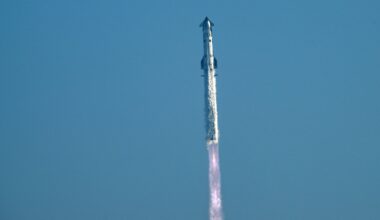 SpaceX just launched Starship V3 — its most powerful megarocket yet — into space for the 1st time in spectacular Flight 12 test (video)