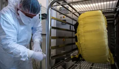 ESA has completed sterilisation of the ExoMars parachute that will slow the Rosalind Franklin rover’s descent for a safe touchdown on the Red Planet.