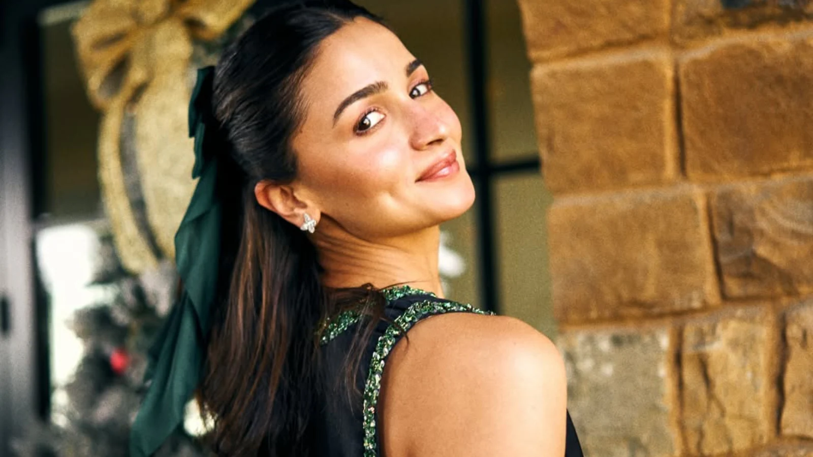 Alia Bhatt calls Love and War a “very special film.” Alia Bhatt calls Love and War a “very special film.”