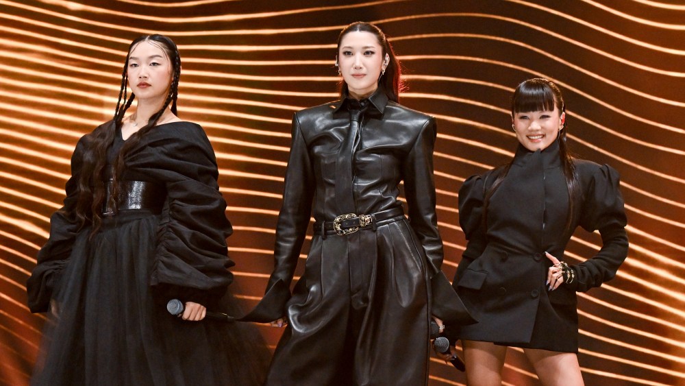 'Kpop Demon Hunters' Singers Take Bow at Billboard Women in Music Awards