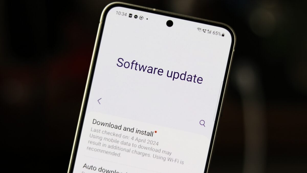 New Galaxy M15 software update brings April 2026 security patch