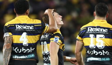Hurricanes vs Highlanders takes: Love's All Blacks reminder, Landers check out early