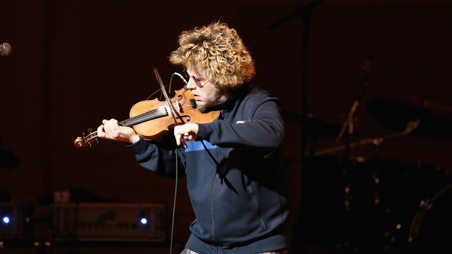 Ashley MacIsaac Sues Google Over False Sex Offender ID in AI Overview