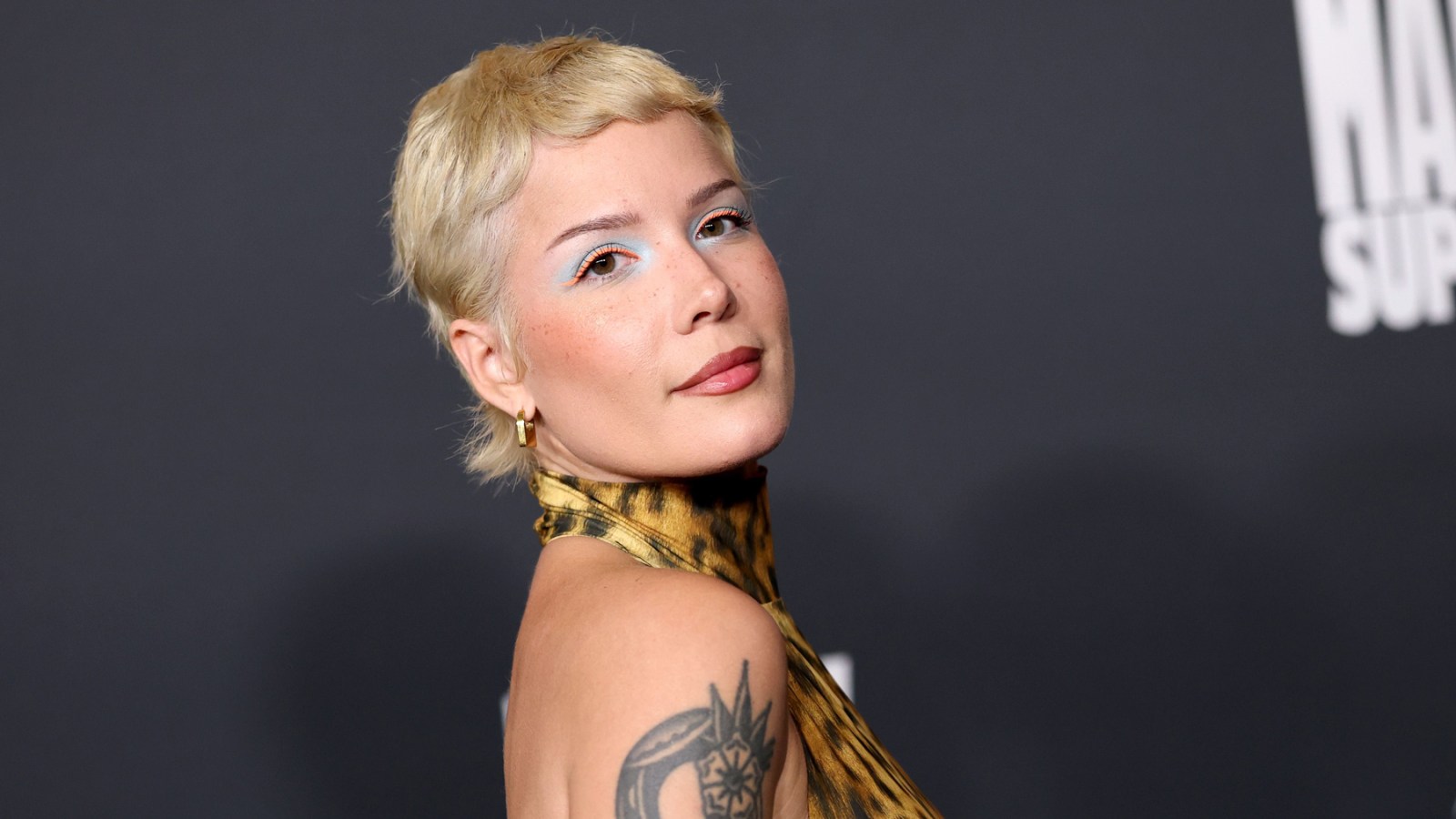 Halsey Shares 'The Great Impersonator' Deluxe With 'Carry the Weight'