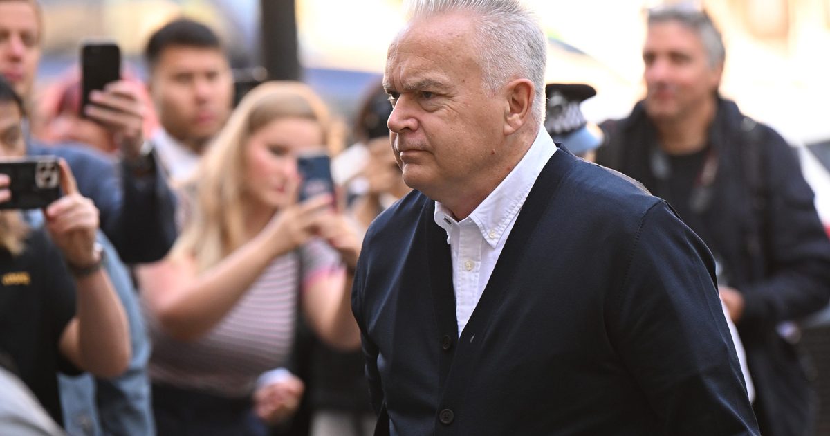 Huw Edwards tipped to be in talks for Channel 4 documentary interview