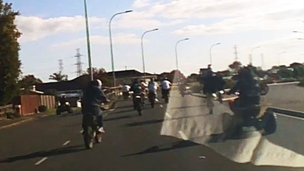 Auckland driver fears crash after bike stunt riders swarm traffic