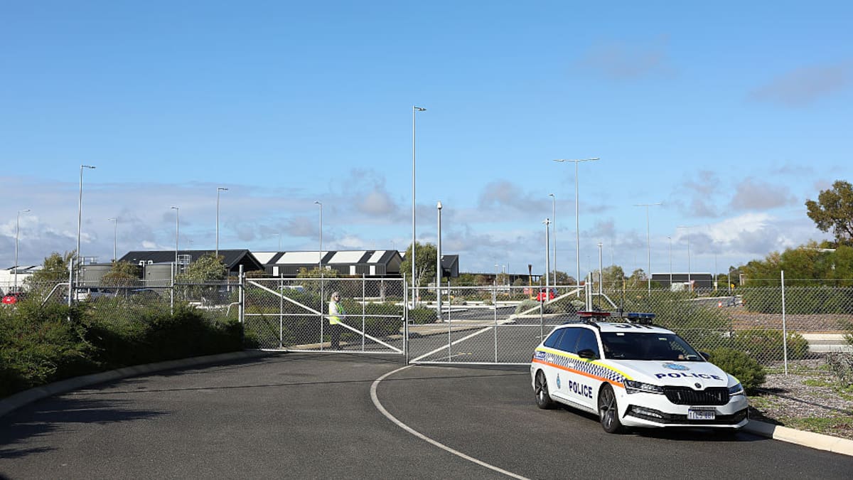 Quarantine period extended for New Zealand hantavirus passenger