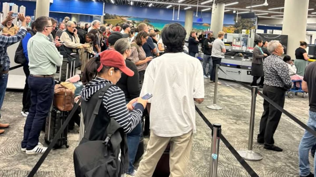 Auckland Airport security breach disrupts international terminal travel processing