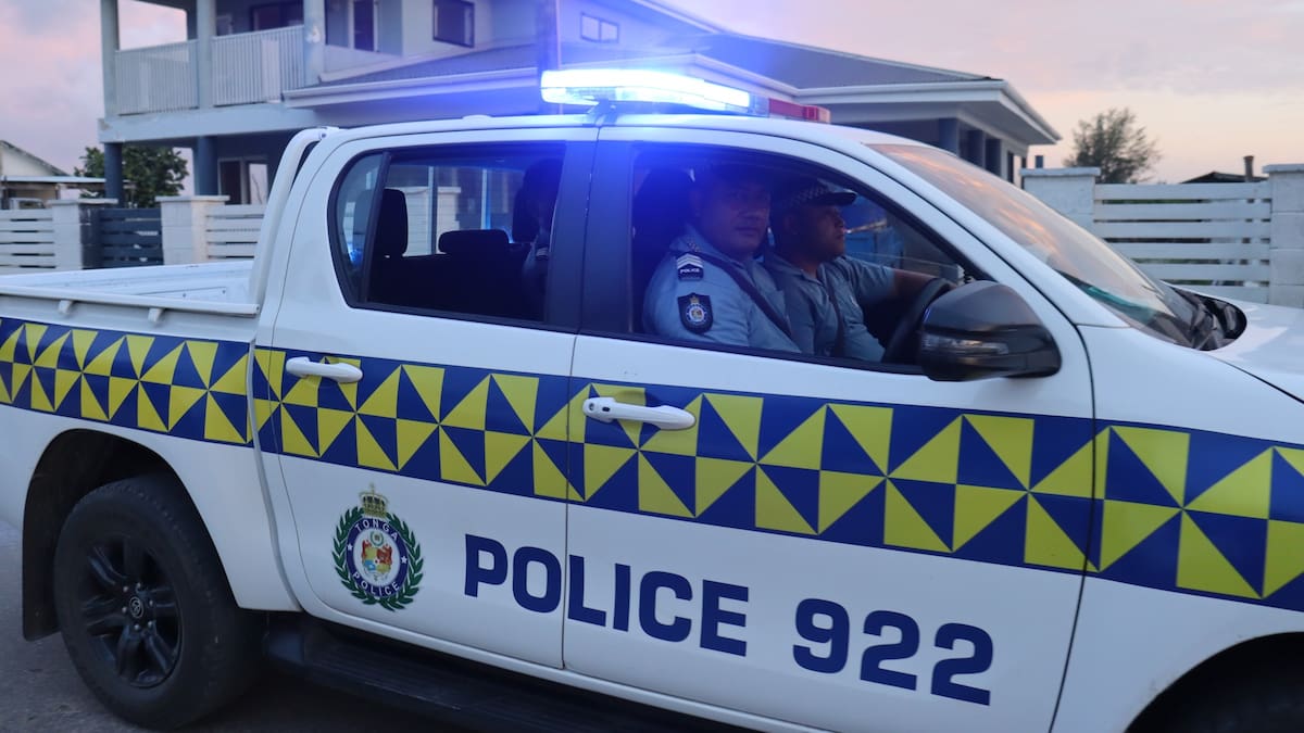 Tonga radio journalist allegedly threatened at gunpoint after Comancheros gang report