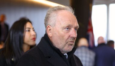 Sir Rod Drury returns New Zealander of the Year title after allegations from female employees