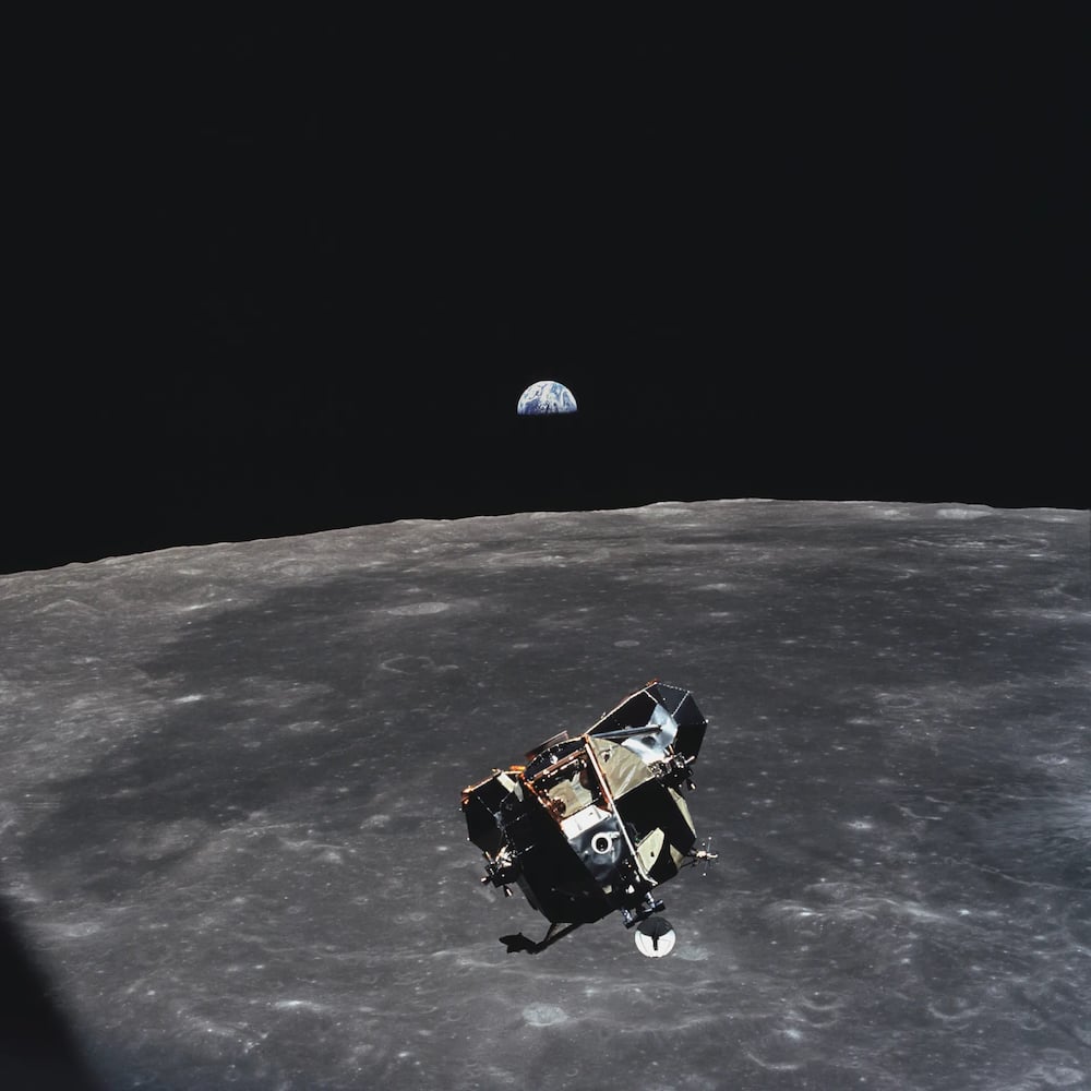 The Apollo 11 lunar landing module "Eagle," with astronauts Neil Armstrong and Buzz Aldrin aboard. The telemetry system used during the Apollo missions was slow and inefficient unlike the new laser system used on Artemis (Credit : NASA)