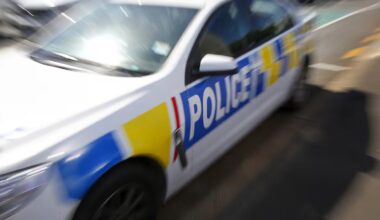 Highway blocked after three-vehicle crash on busy Southland route - NZ Herald