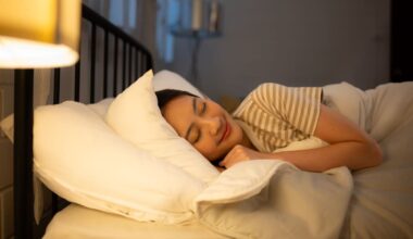 Two pillows at night may raise eye pressure in glaucoma patients, study finds