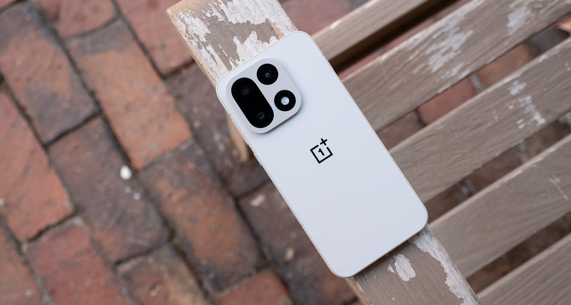 OxygenOS 16.1 unlocks a smarter, more secure and personal OnePlus 15