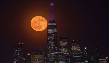 May's full 'Flower Moon' rises on May 1 — Here's what to expect from the 'micromoon'