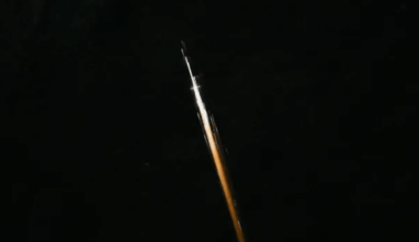Nasa Astronaut Captures Rare Fireball From Space During Dramatic Atmospheric Breakup