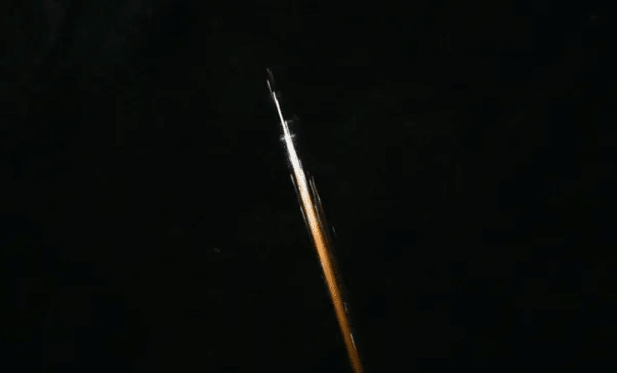 Nasa Astronaut Captures Rare Fireball From Space During Dramatic Atmospheric Breakup