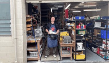 Is anyone still making shoes in New Zealand?