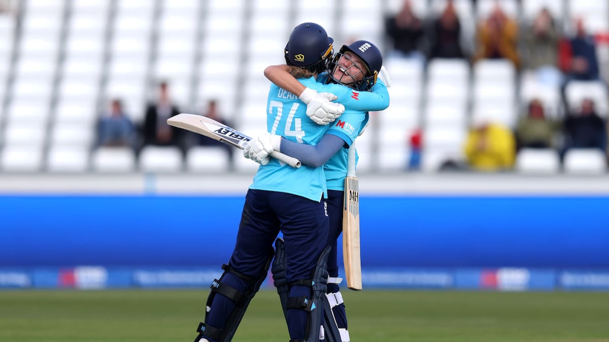 White Ferns go down in one-wicket thriller to England in opening ODI