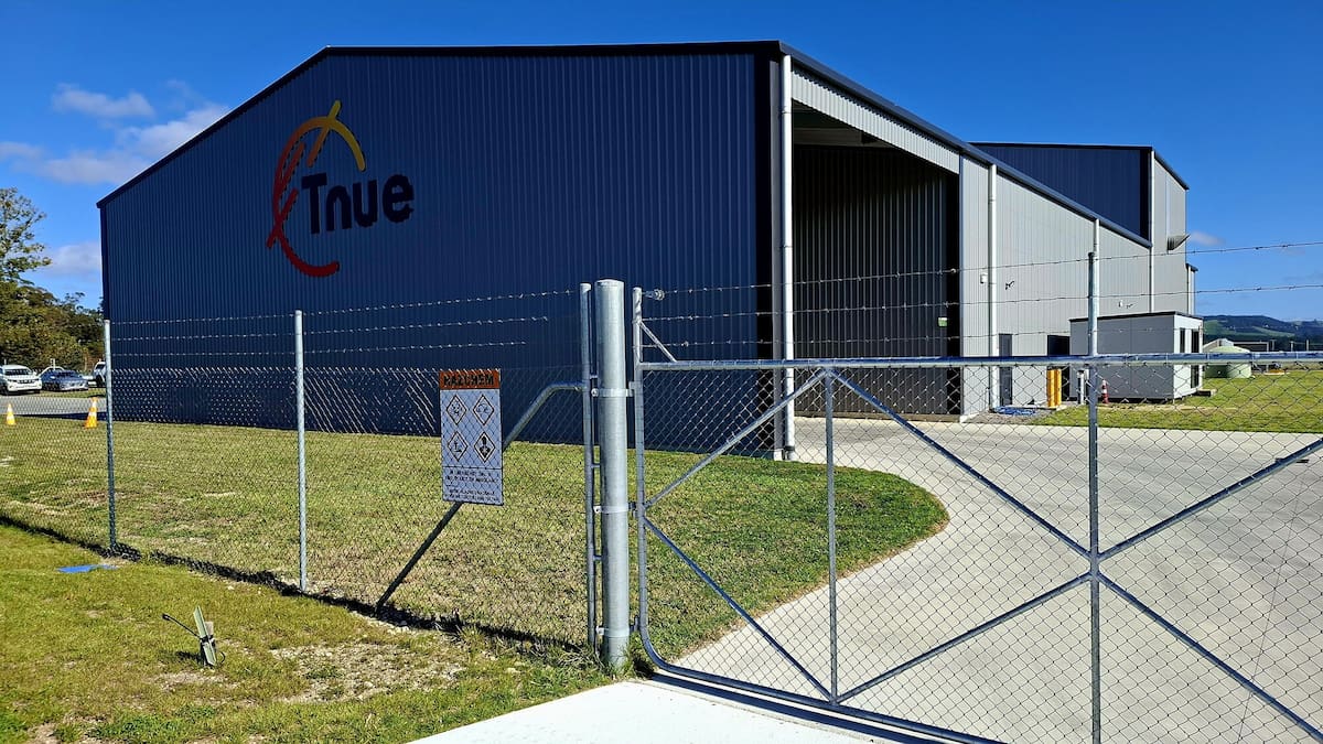 Tnue slow-release urea factory opens at He Ahi eco-park near Taupō