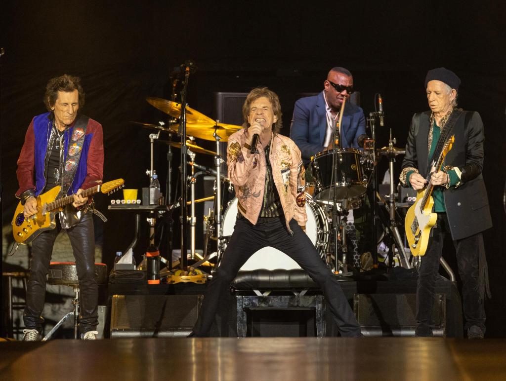 The Rolling Stones' ‘Foreign Tongues’ Features an Amy Winehouse Cover
