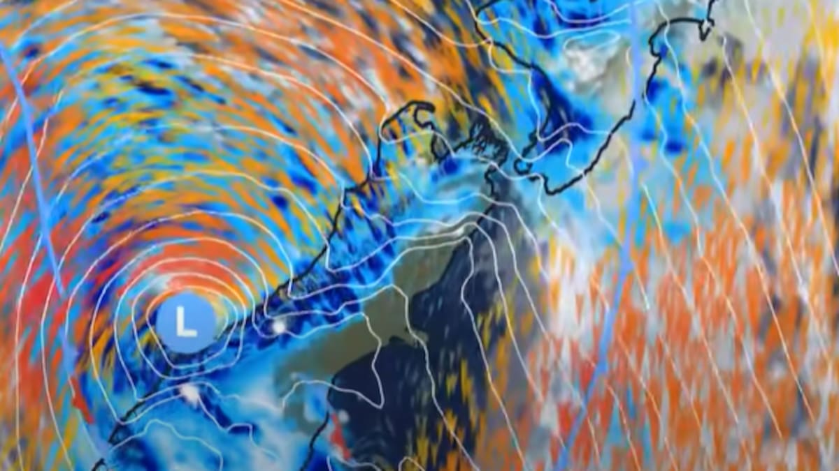 Firefighters rescue driver from floodwaters, thunderstorm threat as central NZ braces for 140 km/h gales, downpour