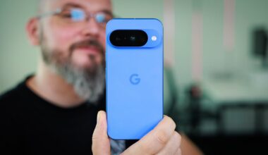 Pixel 10 buyer opens the box from Google Store, finds a Motorola Razr inside instead
