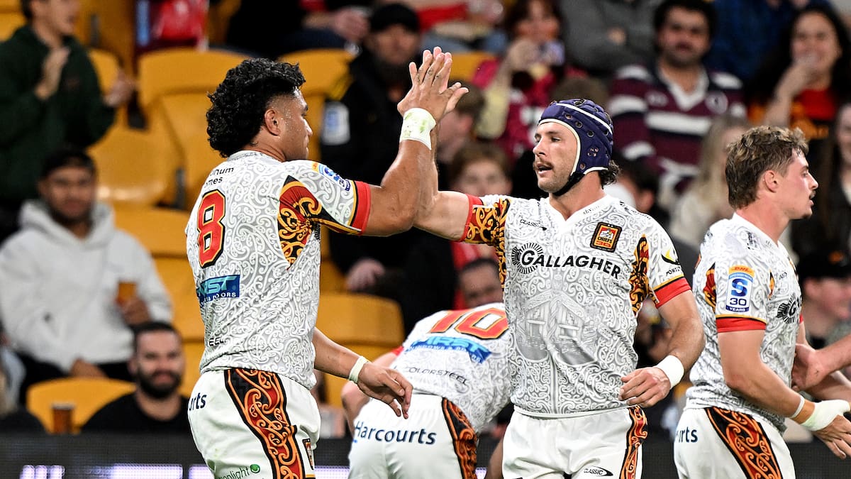 Chiefs v Reds: Wallace Sititi, Samisoni Taukei’aho score doubles in Chiefs win