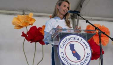 Jennifer Siebel Newsom hosts Sacramento mental health event