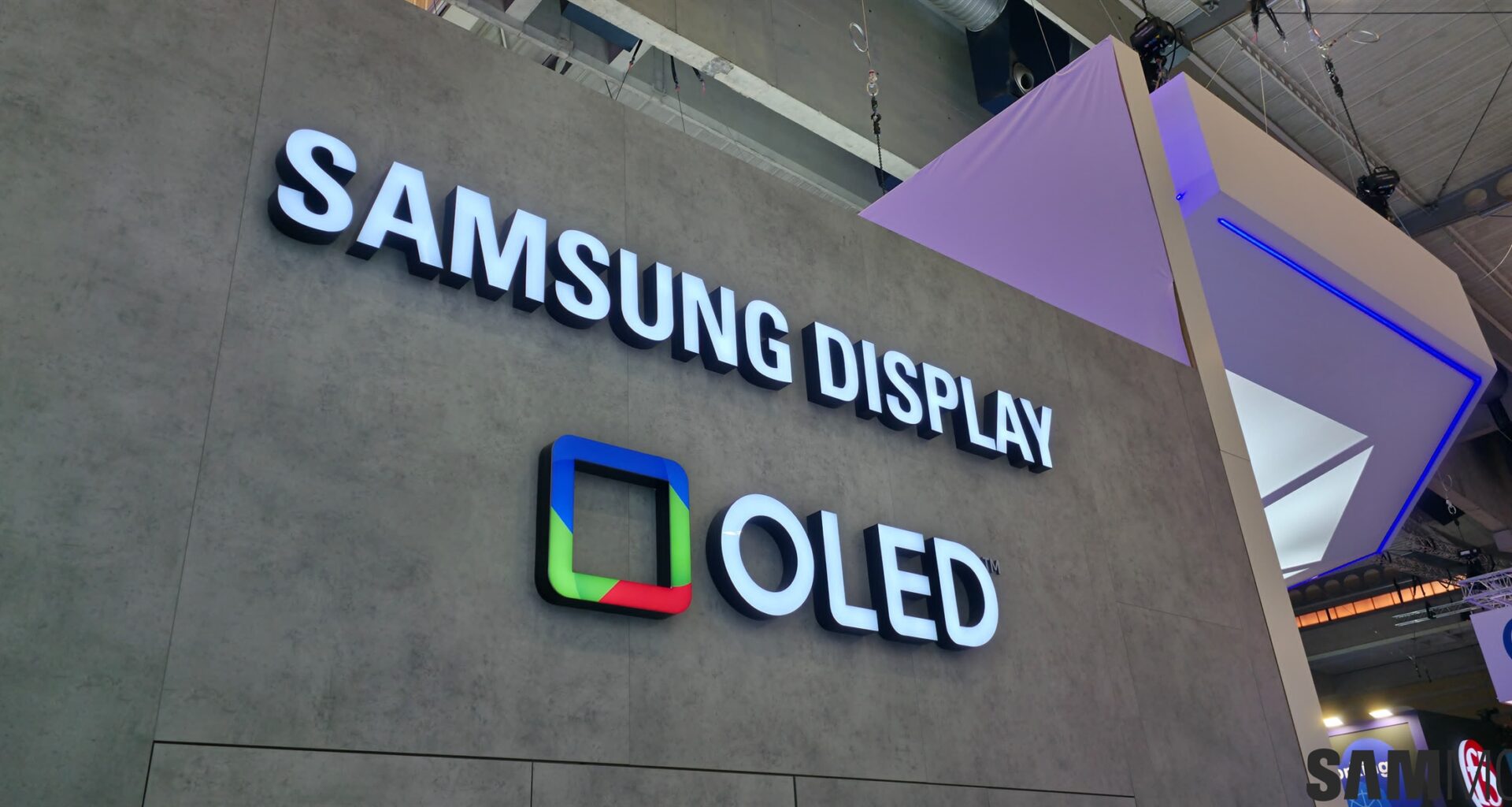 Samsung is making advanced OLED panels for iPhone 18 Pro series