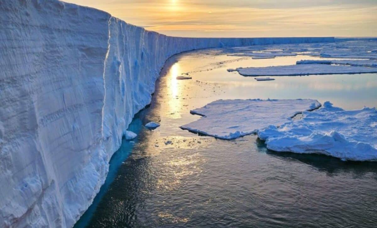 Scientists Found Hidden Channels Where Warm Water Gets Trapped Beneath Antarctic Ice Shelves