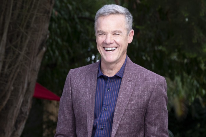 Stefan Dennis (Paul) Stefan Dennis is Paul Robinson in Neighbours.