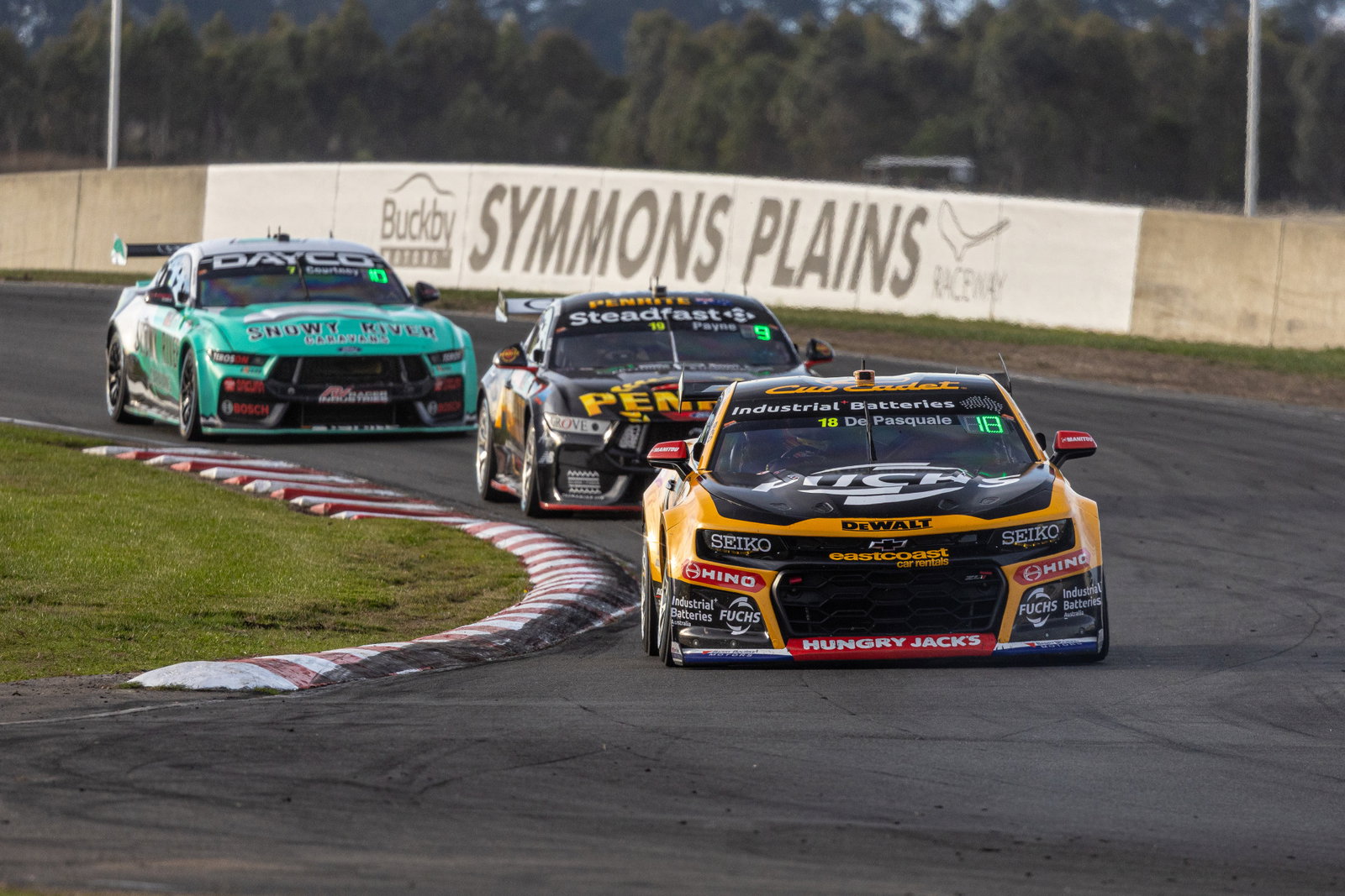Supercars extends Tasmania Super440 finale