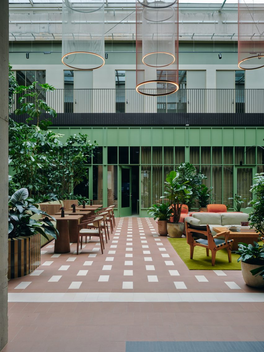 Atrium with green details