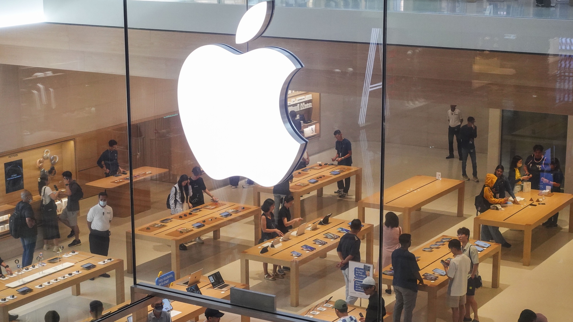 apple store