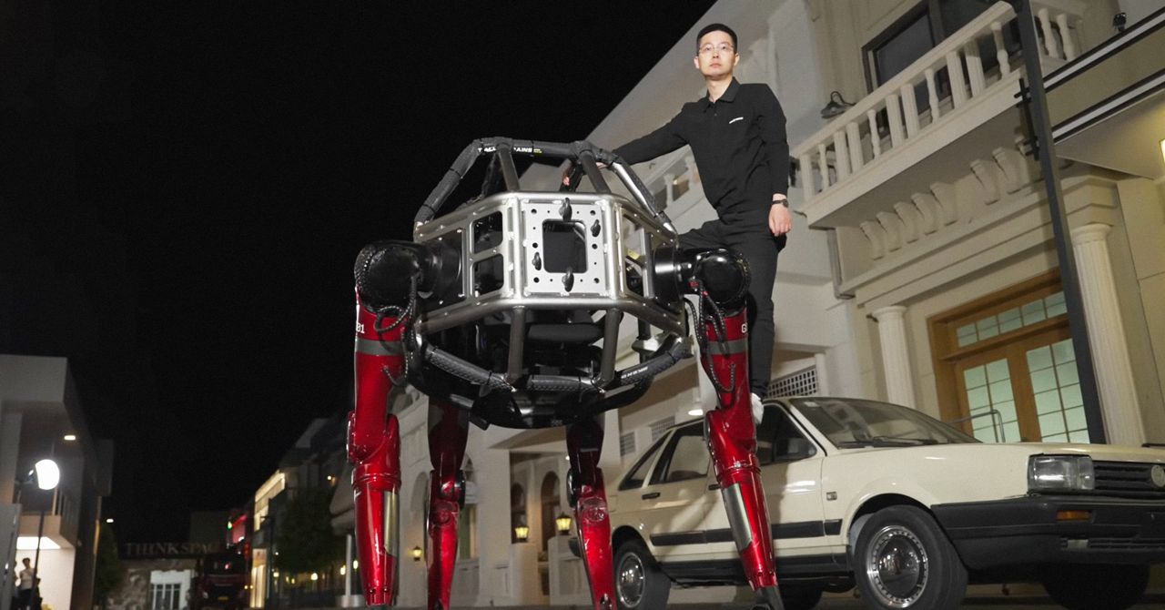 The Unitree GD01 Is a Giant Mecha Robot You Can Actually Buy