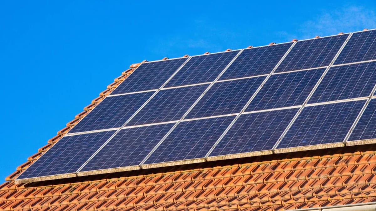 Push for heat pump rebates and cheap rooftop solar loans to lower energy bills