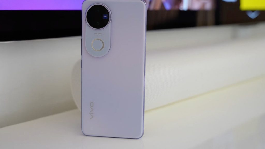 Vivo V50