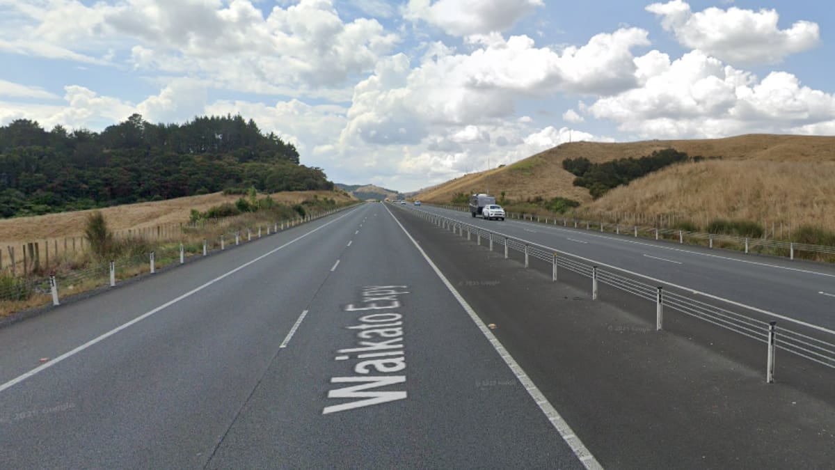 NZTA contractor killed in Waikato Expressway crash near Te Kauwhata