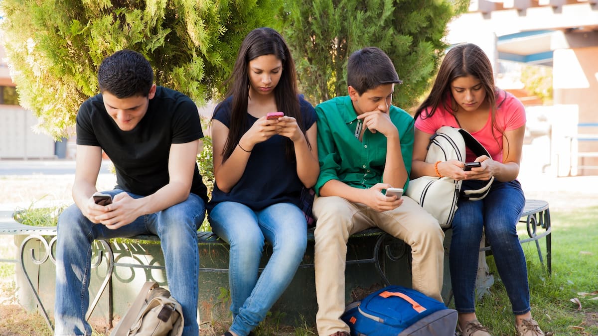 Teen mental health crisis: Youthline and schools warn of rising distress
