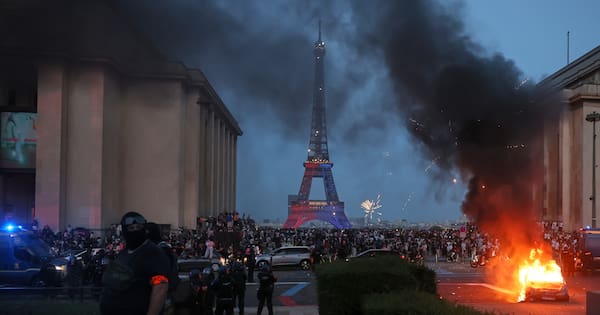 Arrests in Paris after violence during Champions League celebrations